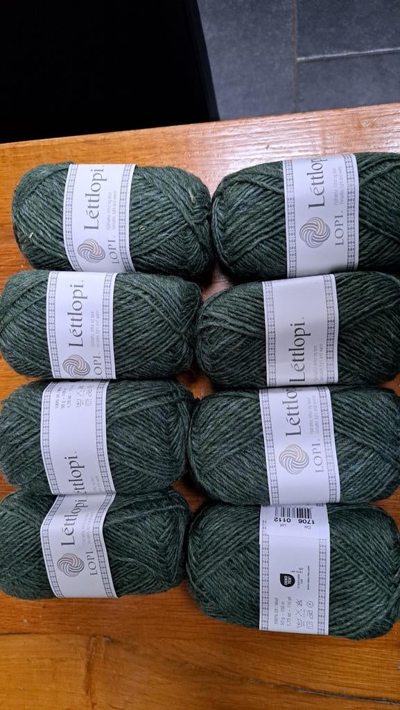 10 bollen Lettlopi wol - Donkergroen (kleur 1706), Ophalen of Verzenden, Geen, Geen, Geen