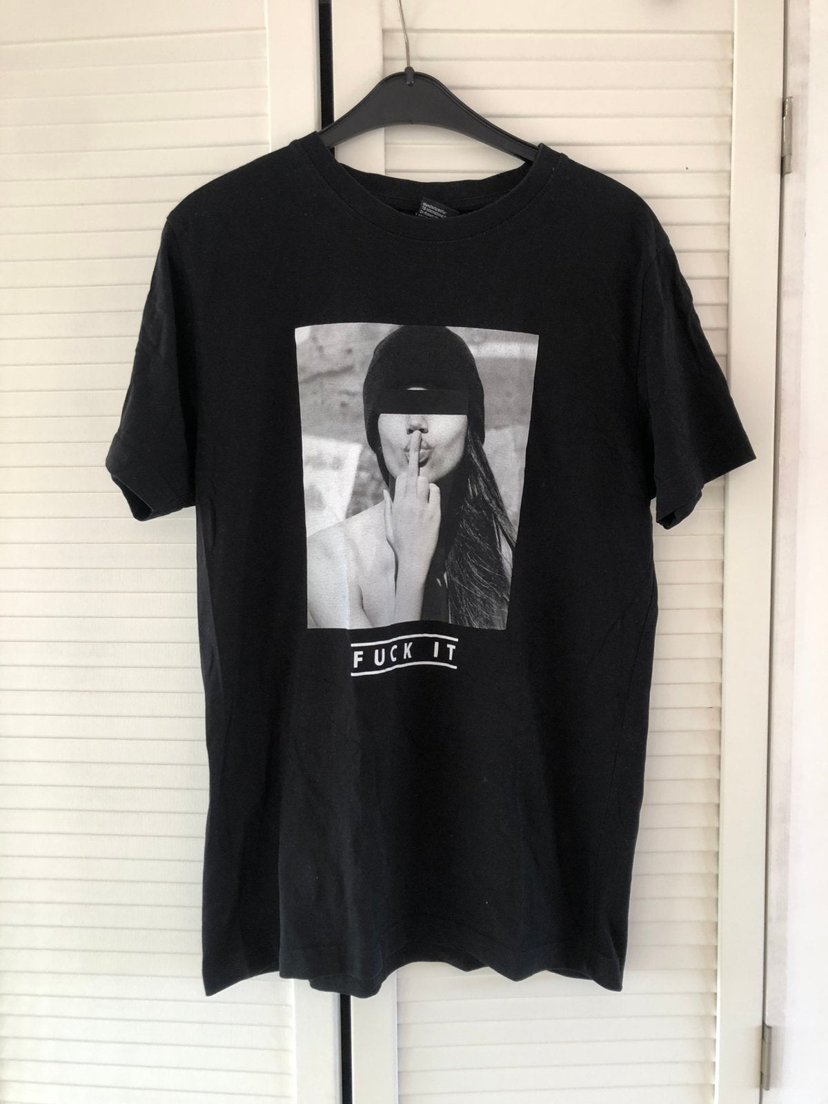 Grappig shirt maat M van Mister Tee, Ophalen of Verzenden, Zo goed als nieuw, Maat 48/50 (M), Zwart
