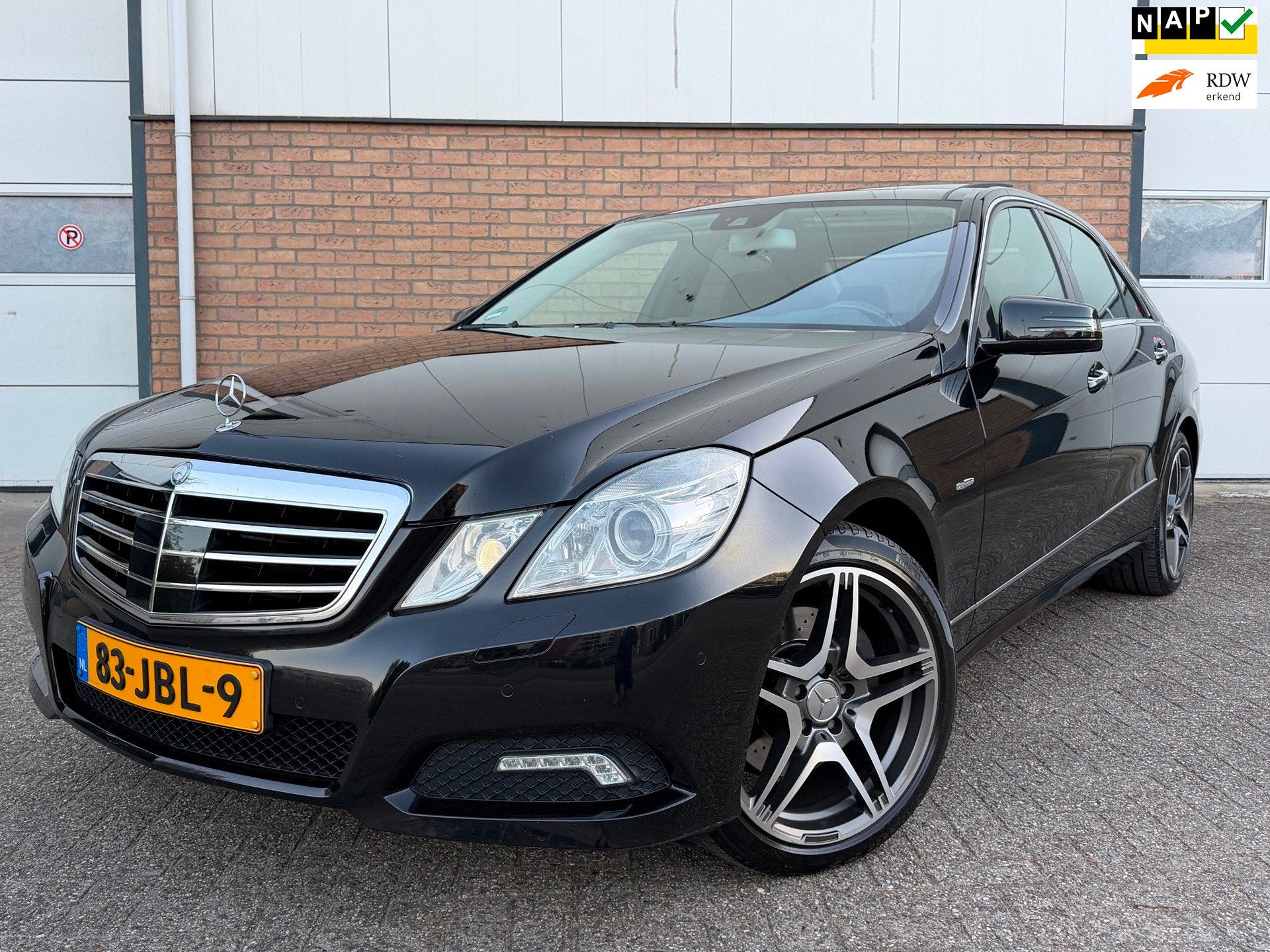 Mercedes-Benz E-klasse E350 CDI Massage/pano/luchtvering !, Auto's, Automaat, Euro 5, Achterwielaandrijving, Gebruikt