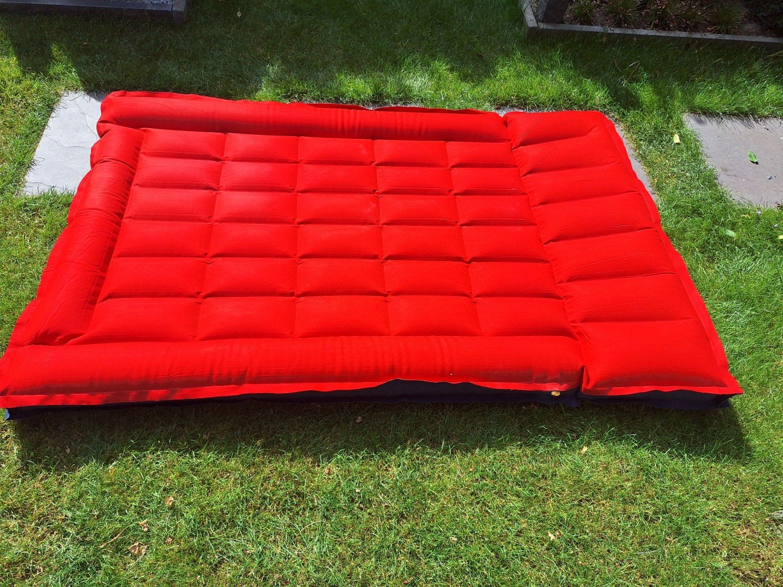 Tweepersoons Luchtbed 195x130 cm - Rood/Blauw, Ophalen of Verzenden, Gebruikt, 2-persoons