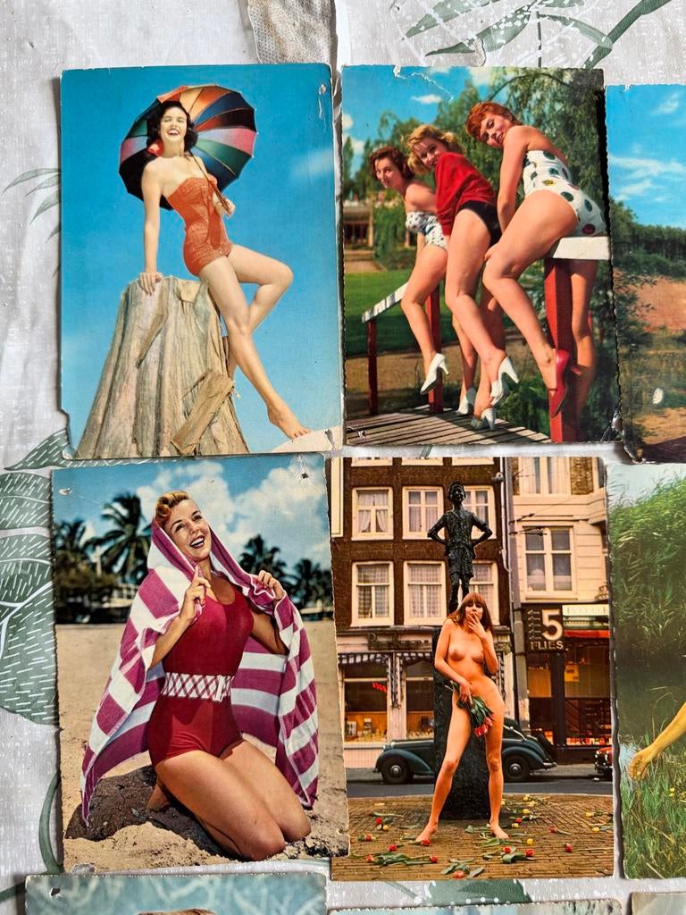 Vintage Pin-up Ansichtkaarten - Diverse Modellen, Ophalen of Verzenden, 1960 tot 1980, Gelopen