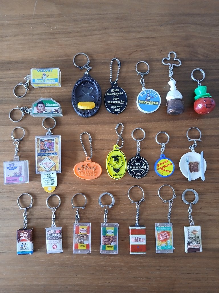 Vintage reclame sleutelhangers, Ophalen, Gebruikt, Merk