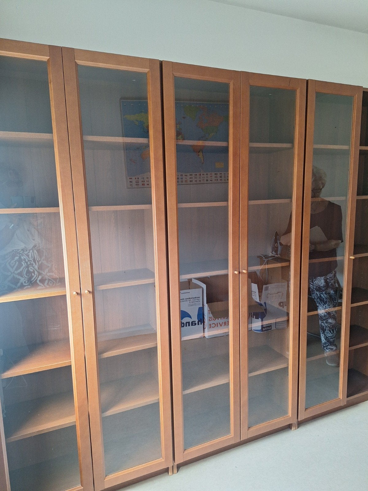 IKEA Billy Boekenkast met Glazen Deuren - Set van 3, Huis en Inrichting, Kasten | Boekenkasten, Ophalen, Modern, Functioneel, 50 tot 100 cm