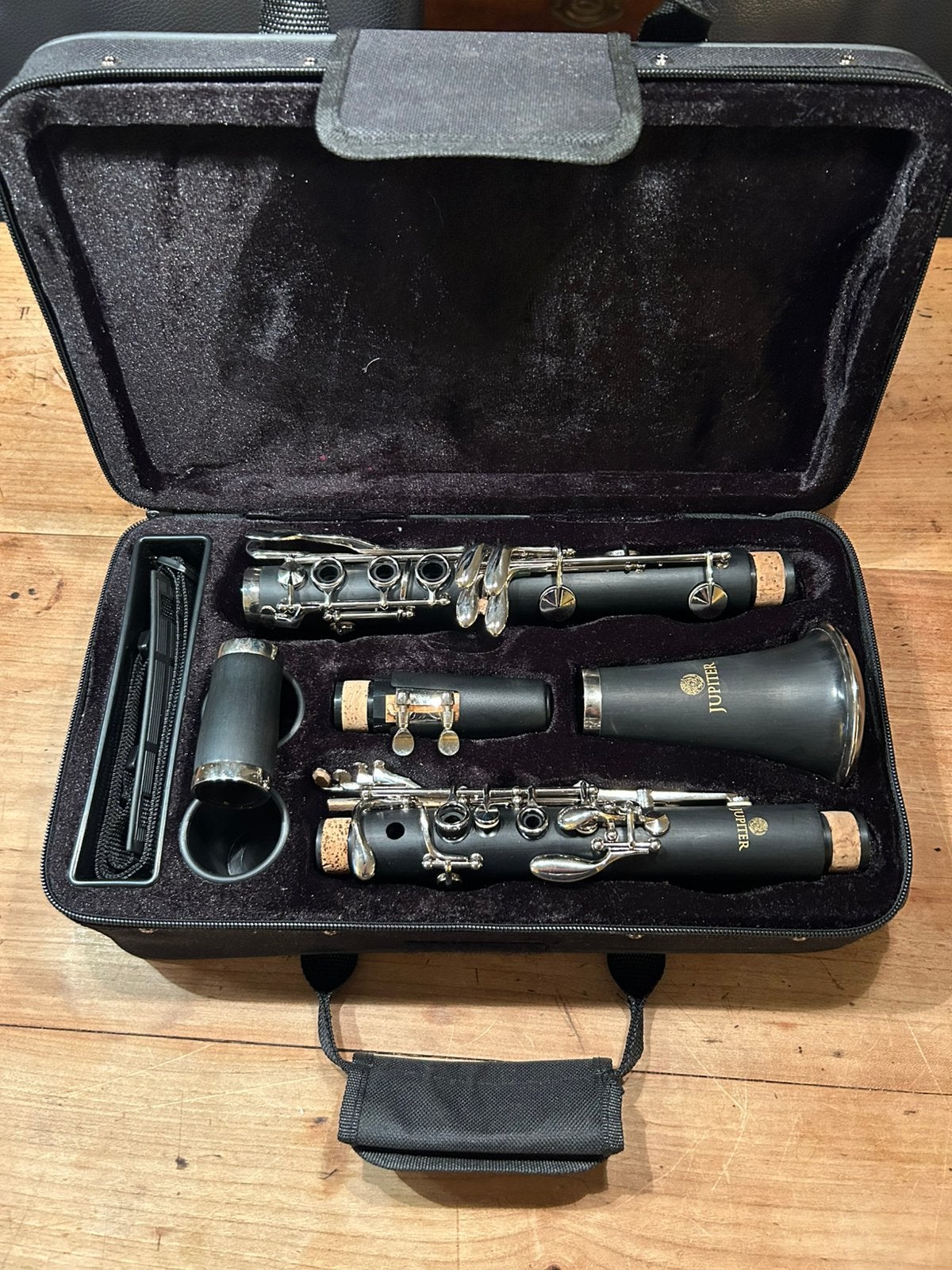Jupiter Clarinet, Ophalen of Verzenden, Zo goed als nieuw, Hout