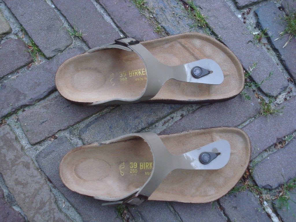 BIRKENSTOCK GIZEH BRUIN/MOKKA 39 GRATIS VERZENDING PER POST, Slippers, Bruin, Verzenden, Zo goed als nieuw