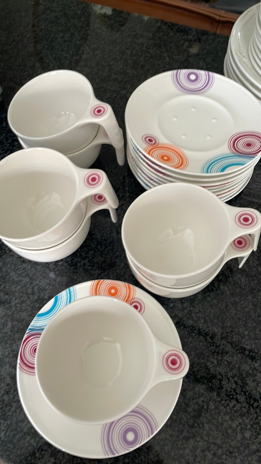 Villeroy & Boch Vivo Lucky Loop cappuchino koppen, Ophalen, Zo goed als nieuw, Overige stijlen, Kop(pen) en/of Schotel(s)