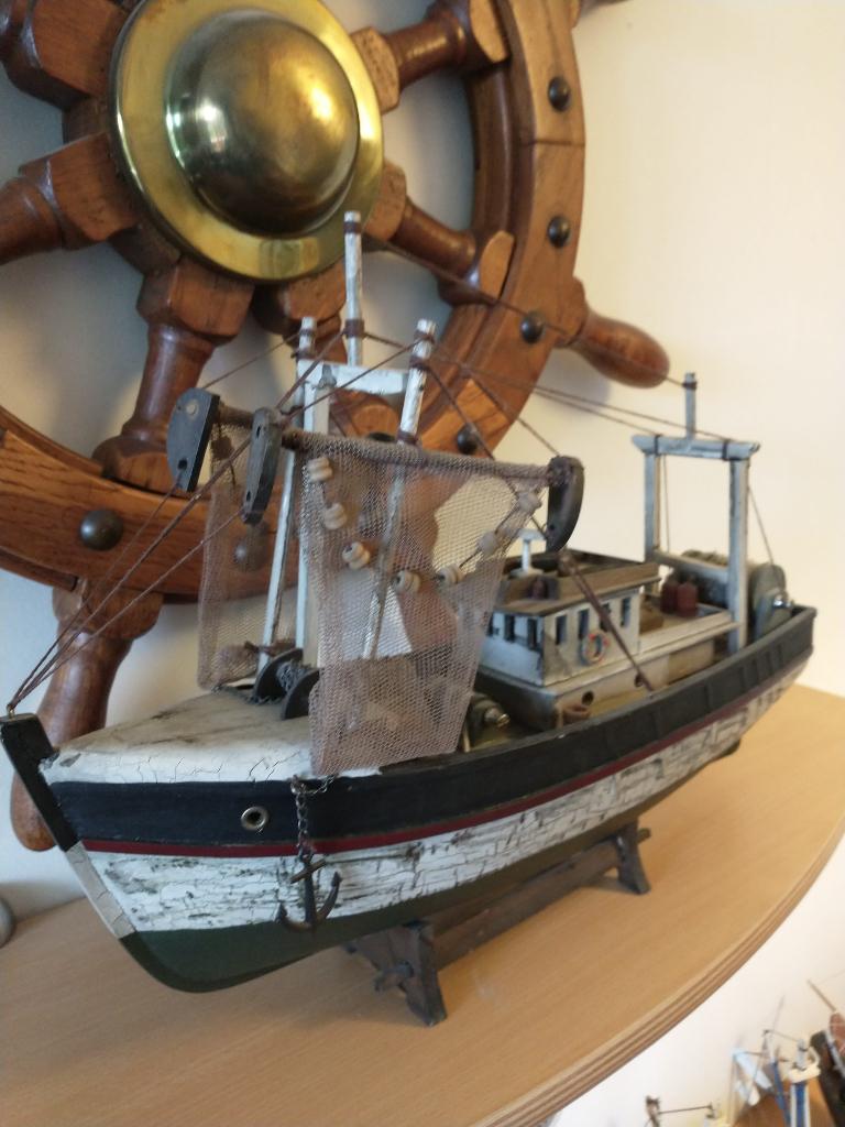 Modelschepen, Hobby en Vrije tijd, Modelbouw | Boten en Schepen, Ophalen, Zo goed als nieuw, 1:32 tot 1:50, Overige merken