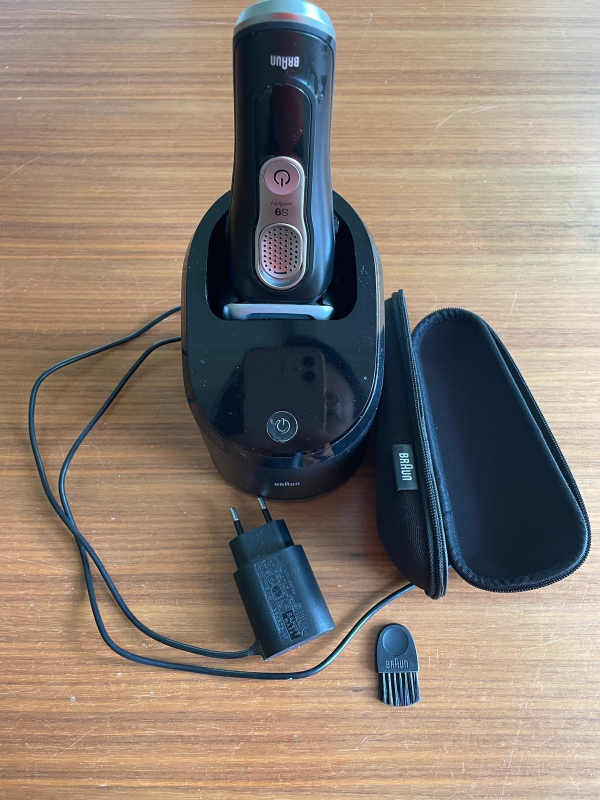 Braun Series 9 S9 Wet & Dry Scheerapparaat met Station, Ophalen of Verzenden, Gebruikt, Scheren en Epileren