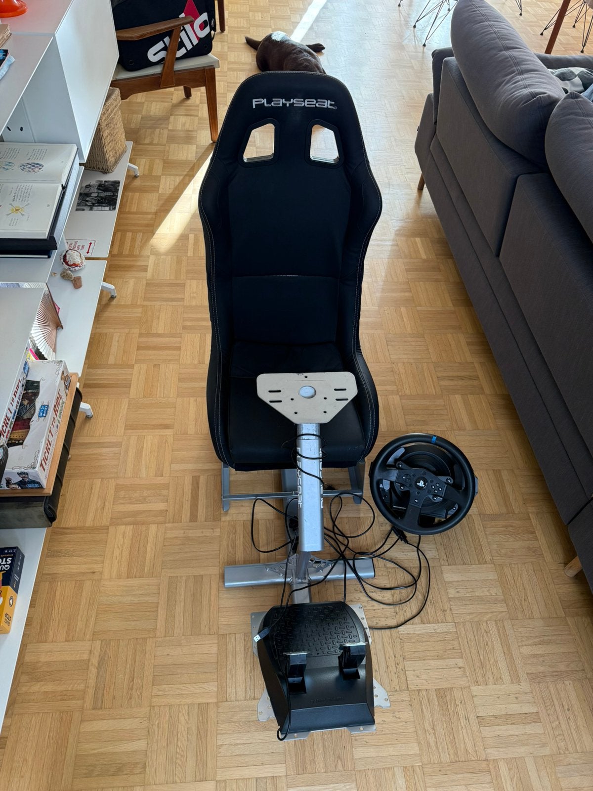 Playseat for sale - with pedals and wheels, Ophalen, Zo goed als nieuw, Playseat of Racestoel