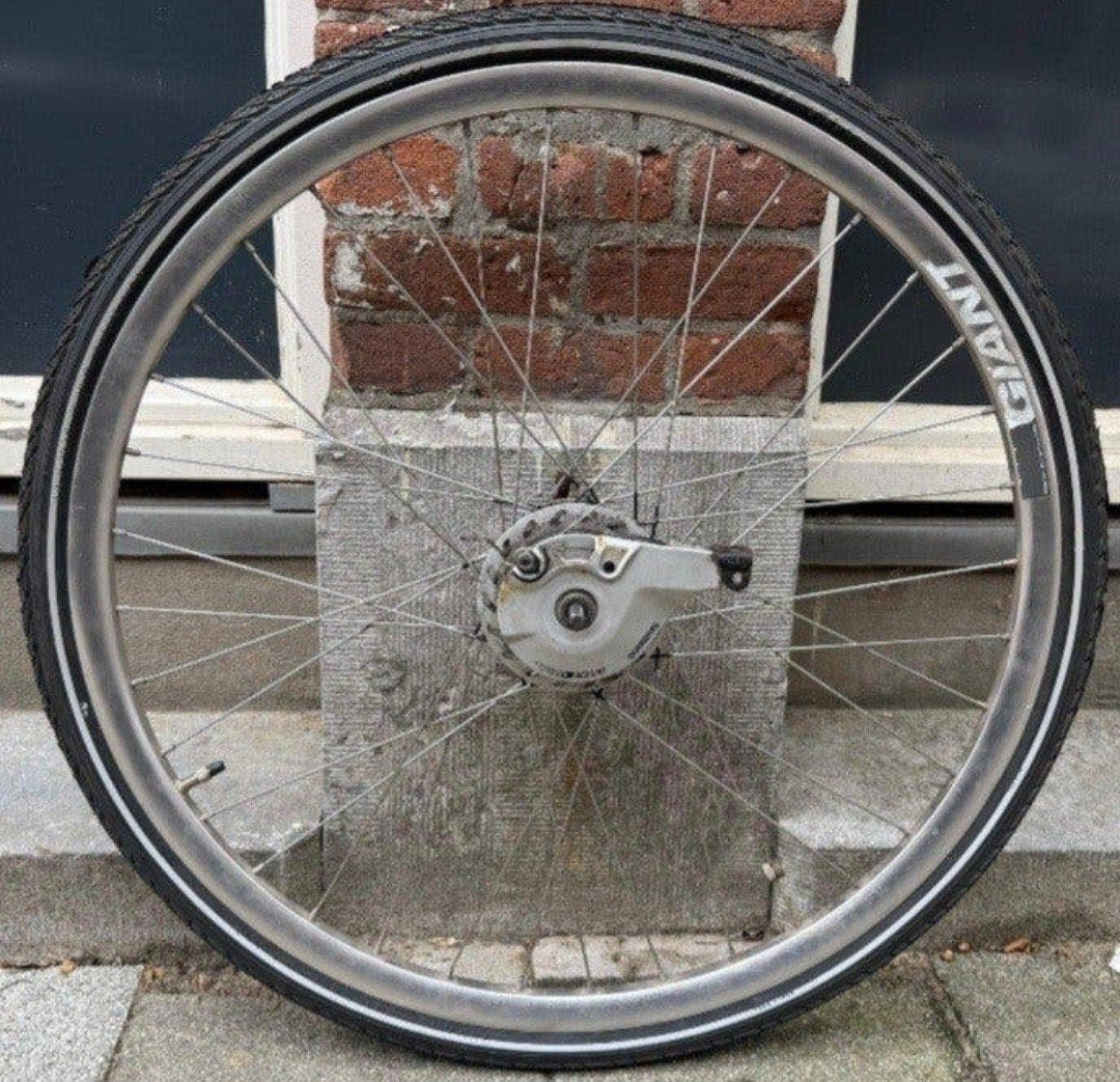 achterwiel 28 inch met nexus 8 naaf, Shimano Nexus, Zo goed als nieuw, Aluminium, Stadsfiets