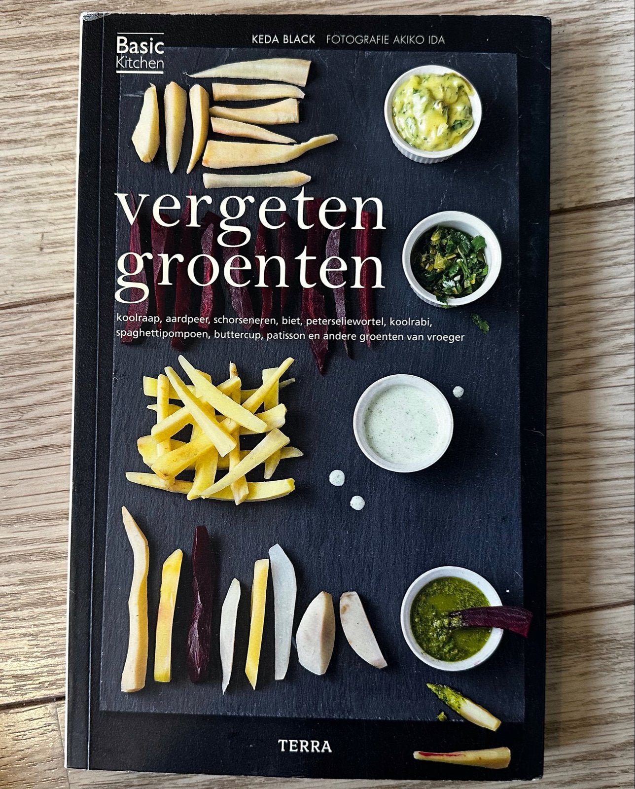 Vergeten Groenten Kookboek - Basic Kitchen, Boeken, Kookboeken, Zo goed als nieuw, Hoofdgerechten, Overige gebieden, Gezond koken