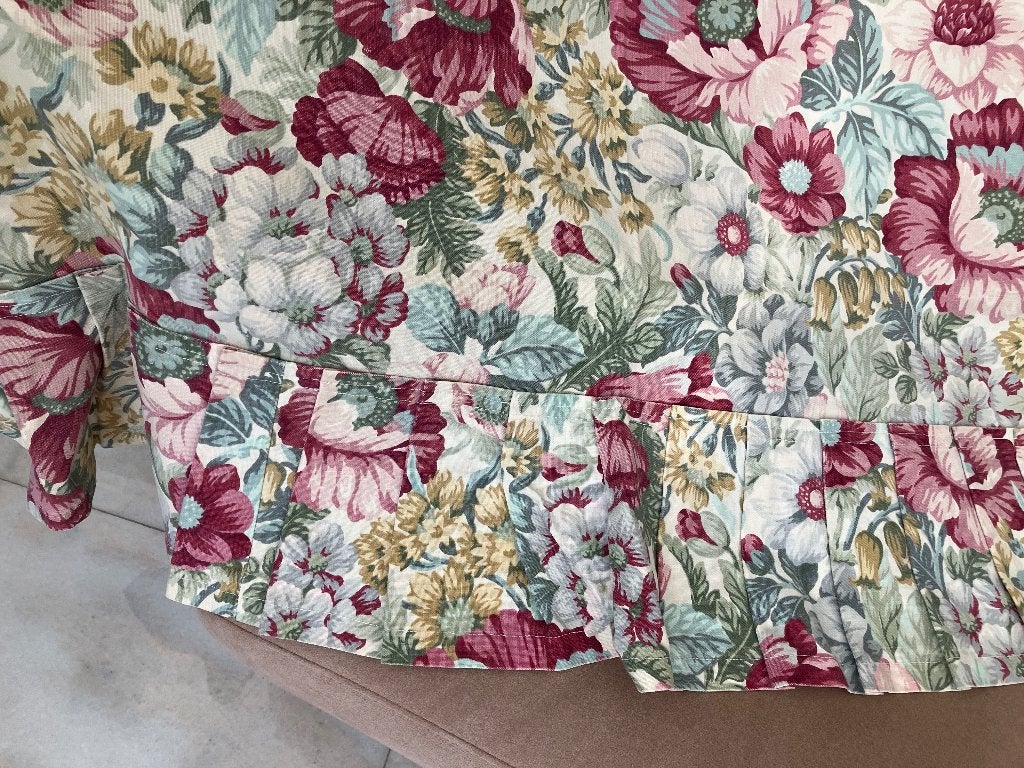 Vintage Tafelkleed met afbeeldingen van bloemen , Antiek en Kunst, Ophalen of Verzenden