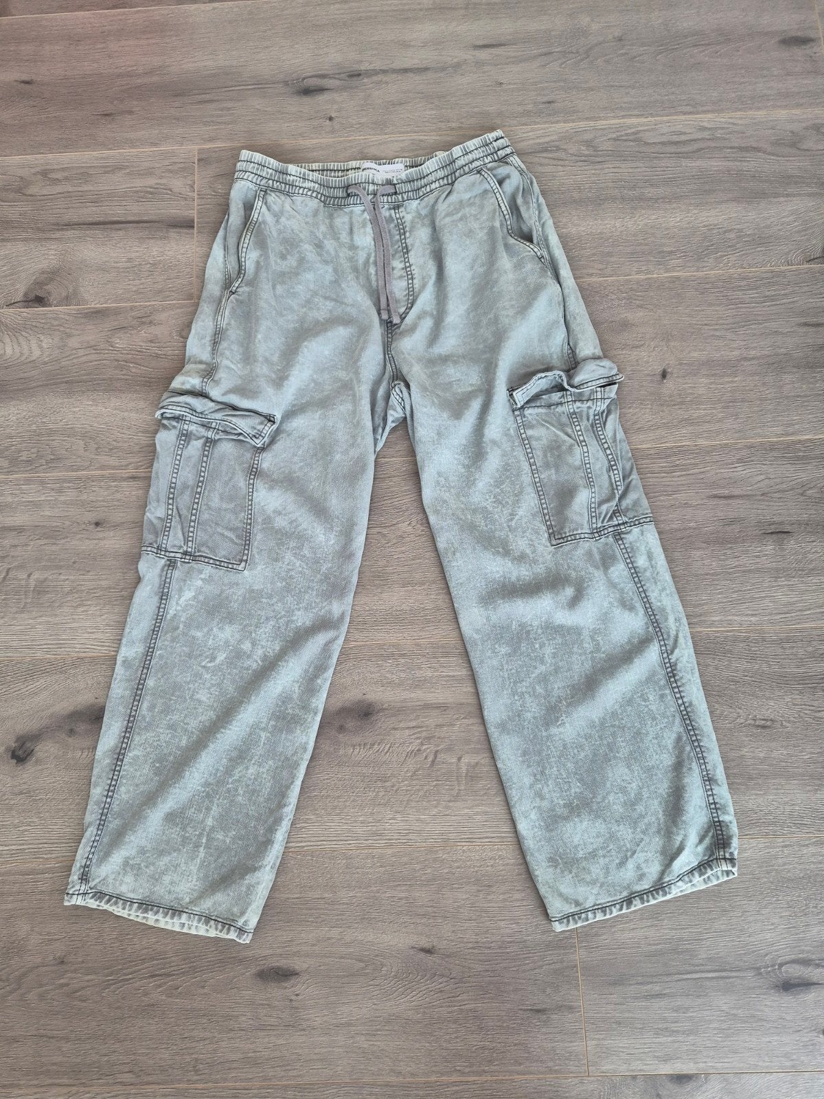 Bershka Acid Wash Cargo Broek / Jogger (Maat M), Maat 48/50 (M), Ophalen of Verzenden, Zo goed als nieuw, Bershka