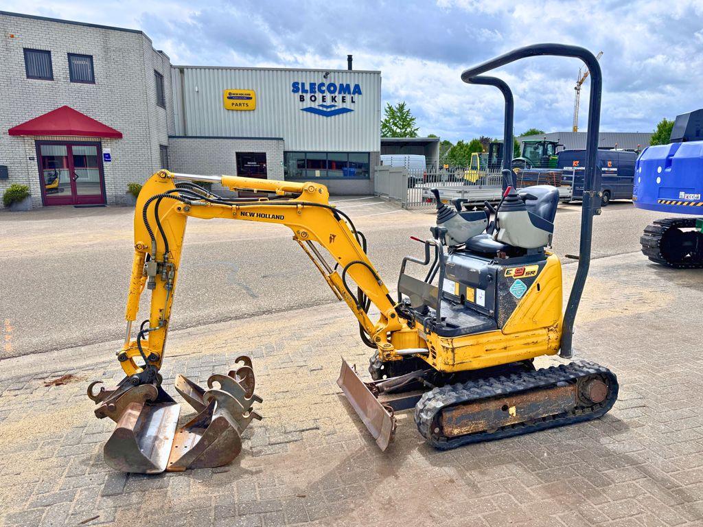 New Holland E9SR Minigraver, Graafmachine