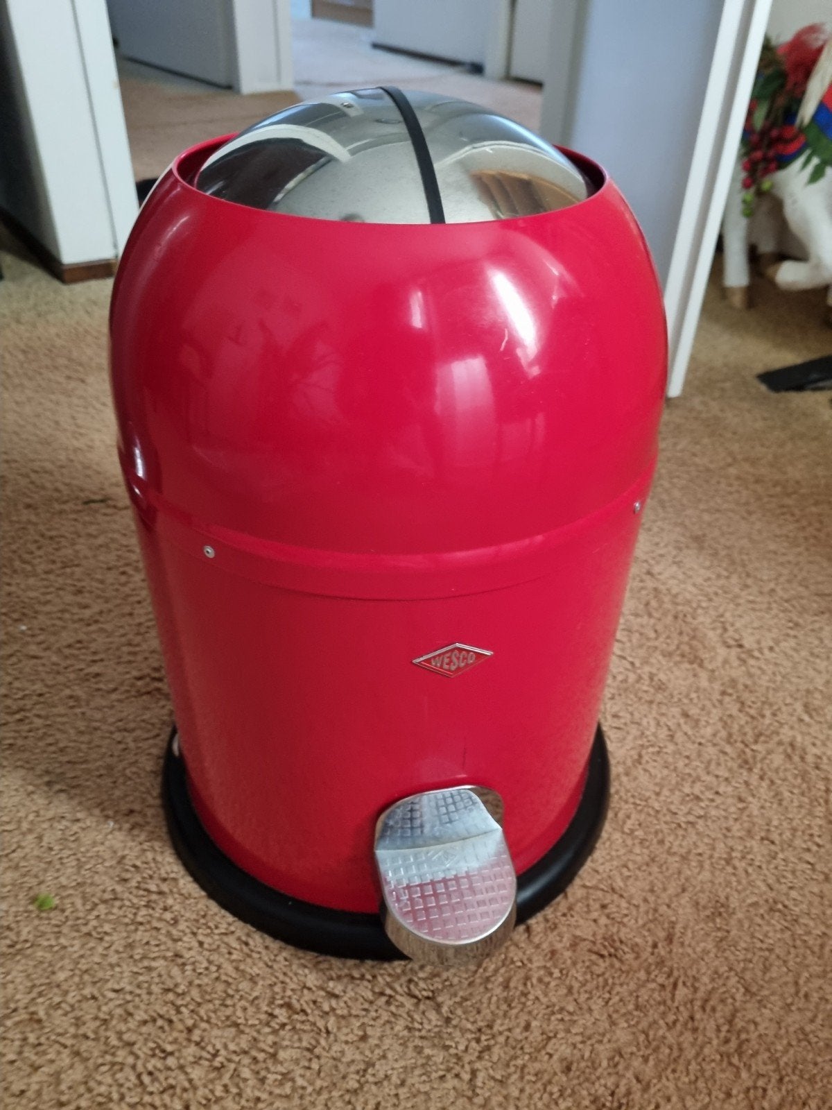 Wesco Pedaalemmer Rood - Zo goed als nieuw, Met pedaal, 50 tot 75 cm, Ophalen of Verzenden, Metaal