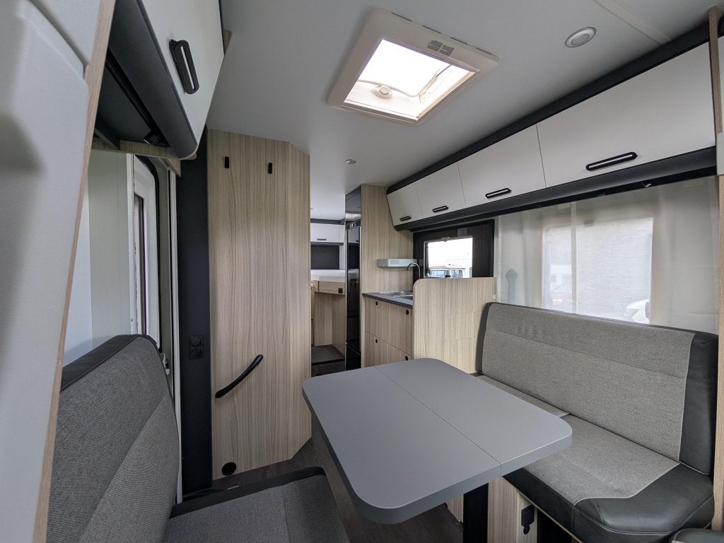Foto 14 van Sun Living C 70 DL C70DL Adria compact 165pk Nieuw Automaat
