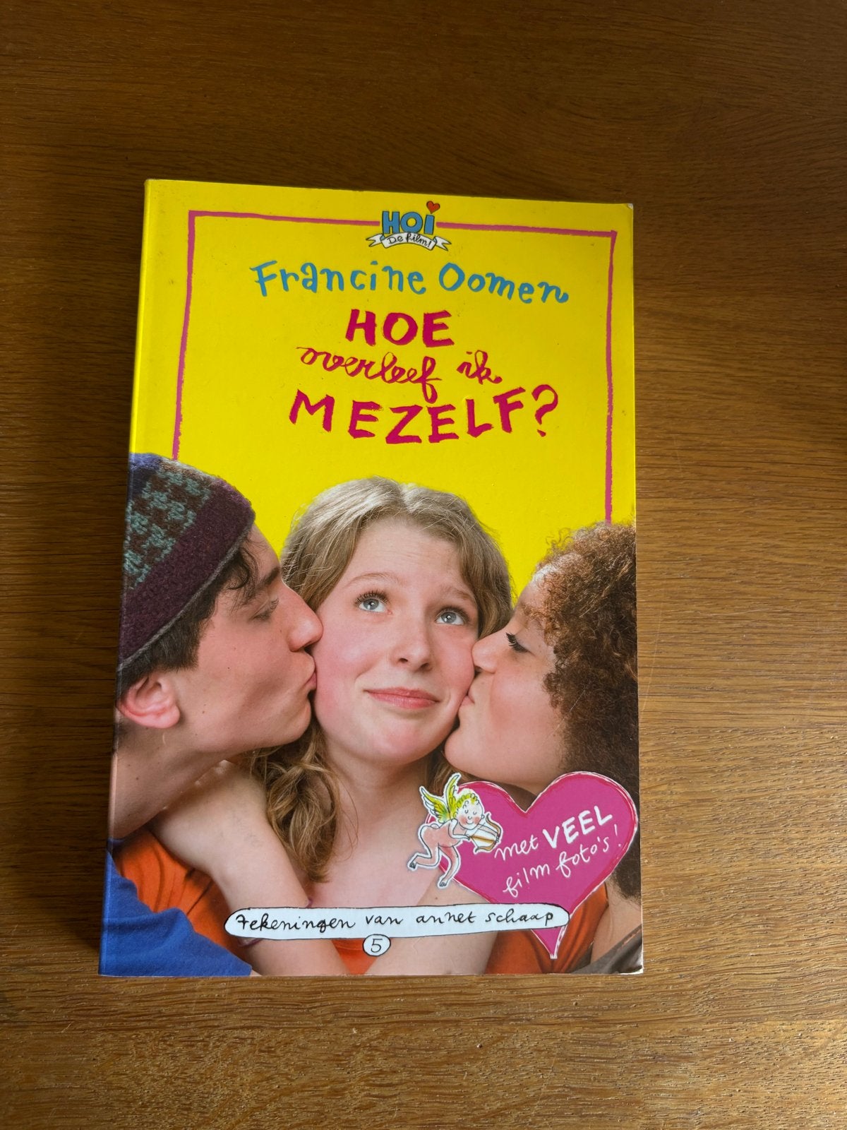 Hoe overleef ik mezelf? - De Filmeditie (Francine Oomen), Ophalen of Verzenden, Zo goed als nieuw, Fictie