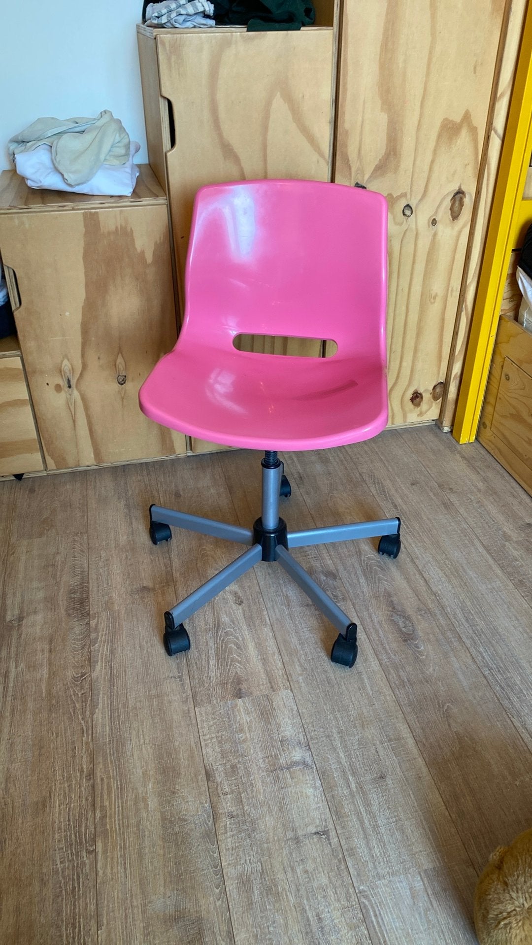 Roze bureaustoel, Ophalen, Gebruikt, Roze, Bureaustoel