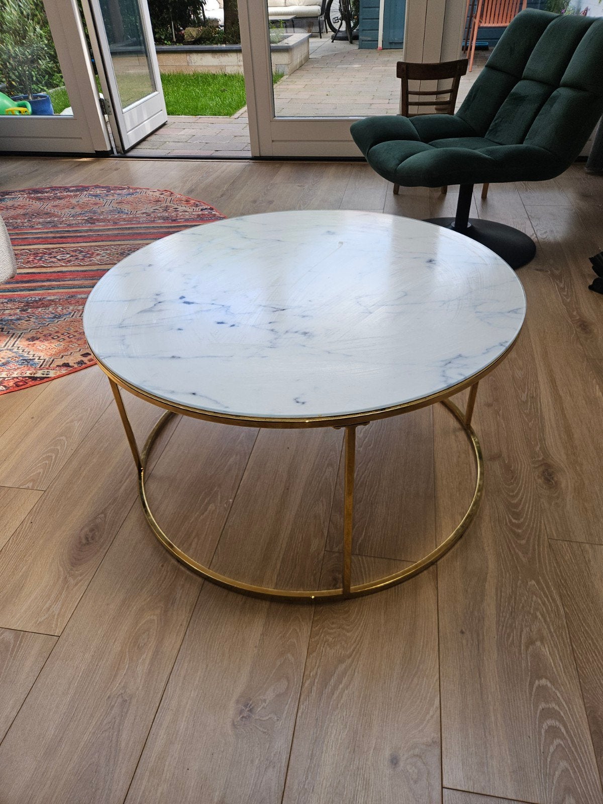 Ronde salontafel met marmerlook blad, Ophalen, Gebruikt, 50 tot 100 cm, 50 tot 100 cm