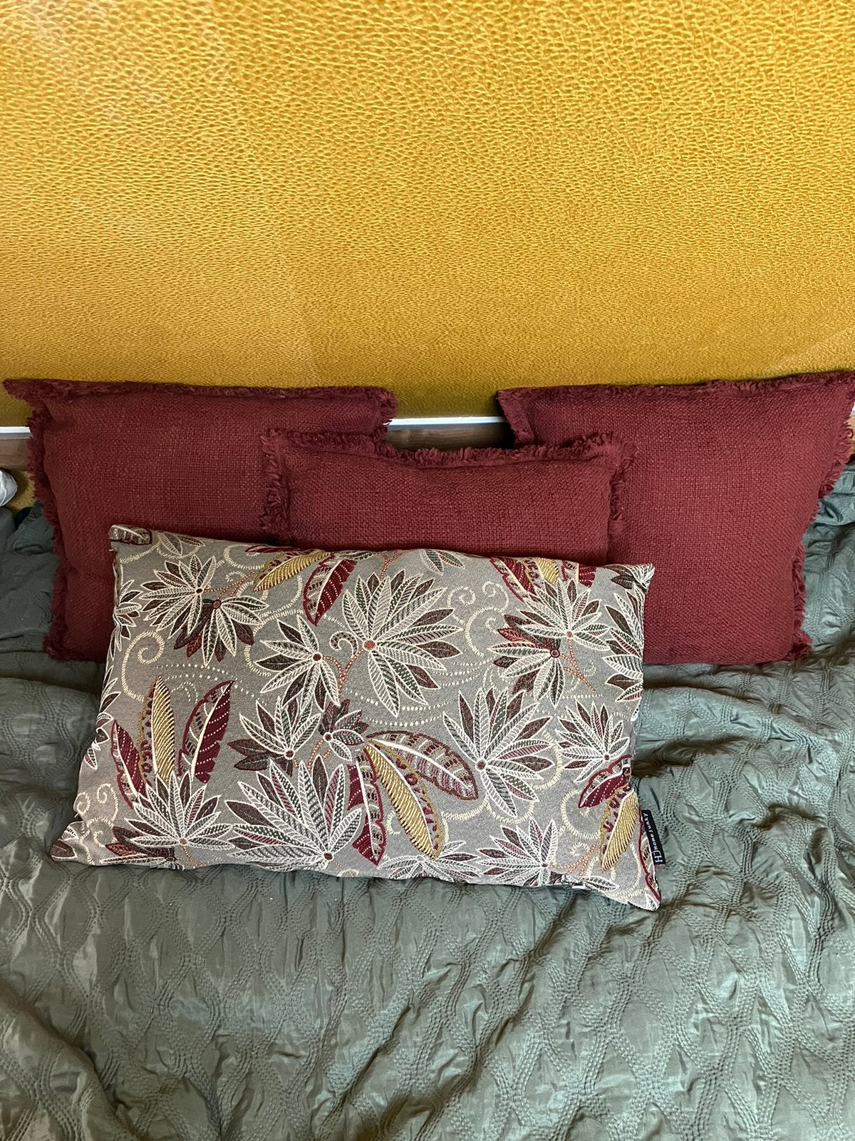 Kussen set wijnrood en donkerbroen boho design, Ophalen of Verzenden, Zo goed als nieuw, Vierkant