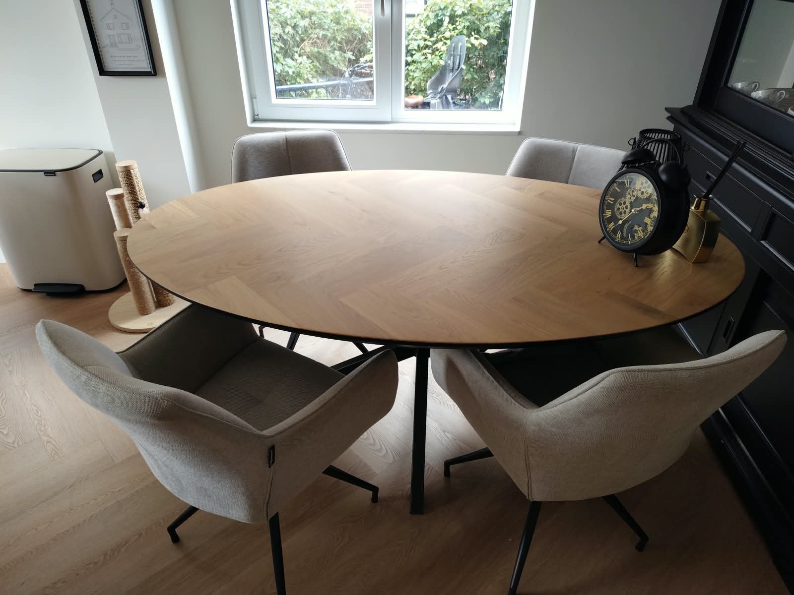Salontafel en eetkamertafel ovaal Parket, Huis en Inrichting, Ophalen, Gebruikt, Ovaal, Overige houtsoorten