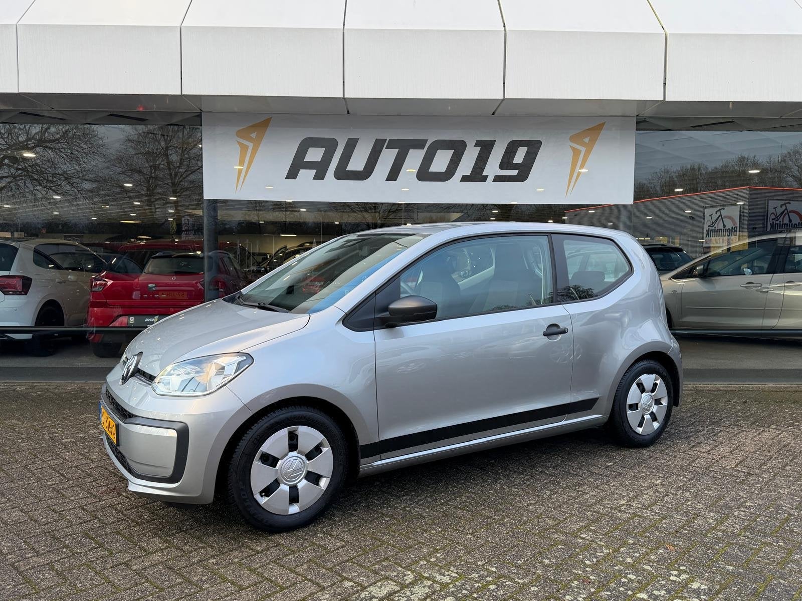 Volkswagen Up! 1.0 BMT take up!, Voorwielaandrijving, Stof, Gebruikt, Up!