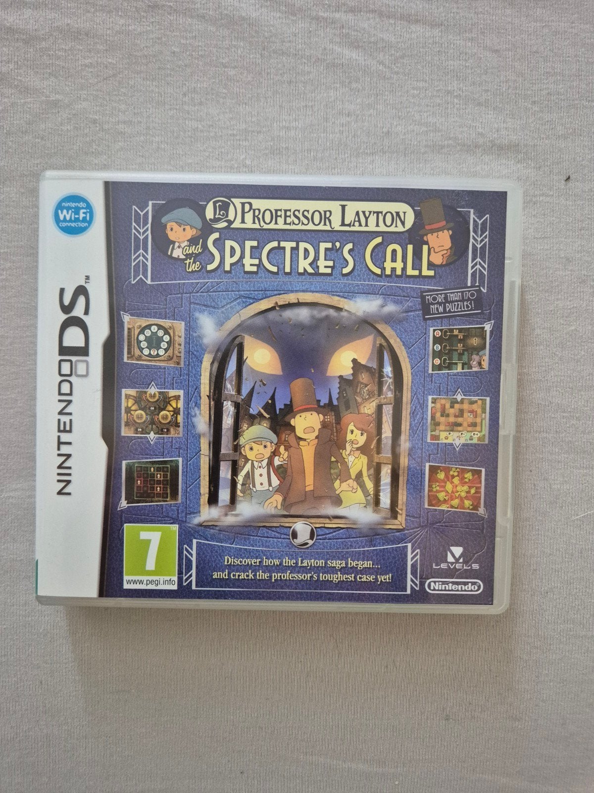 Professor Layton and the Spectre's Call - Nintendo DS, Spelcomputers en Games, Ophalen of Verzenden, Zo goed als nieuw, Overige kleuren