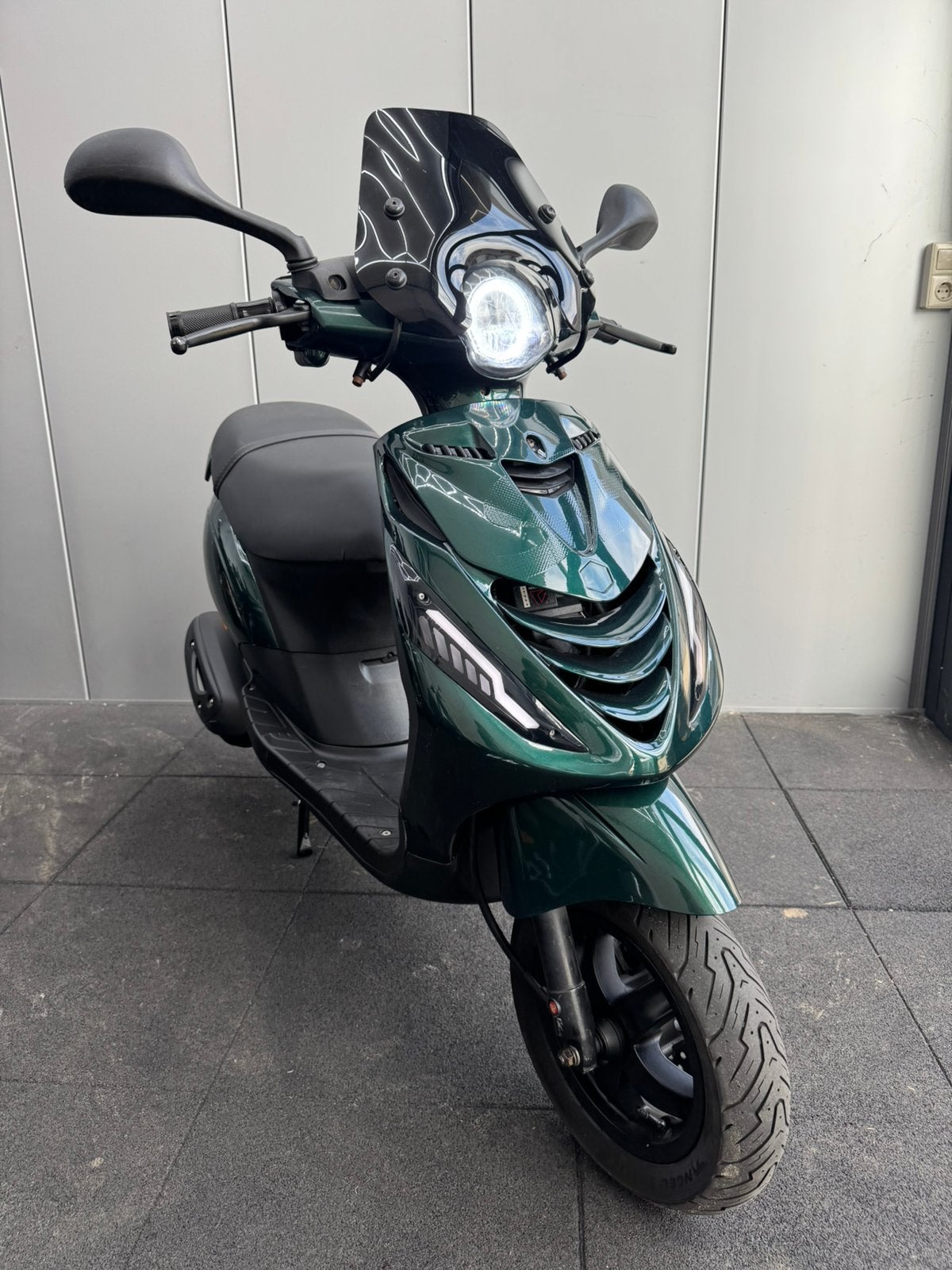 Piaggio Zip 2021 Full option, Ophalen of Verzenden, Zo goed als nieuw, Overige typen, Piaggio