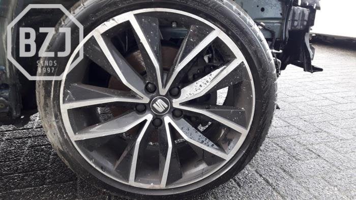 Sportvelgen Set van een Seat Ateca, Gebruikt, -, -, Ophalen of Verzenden
