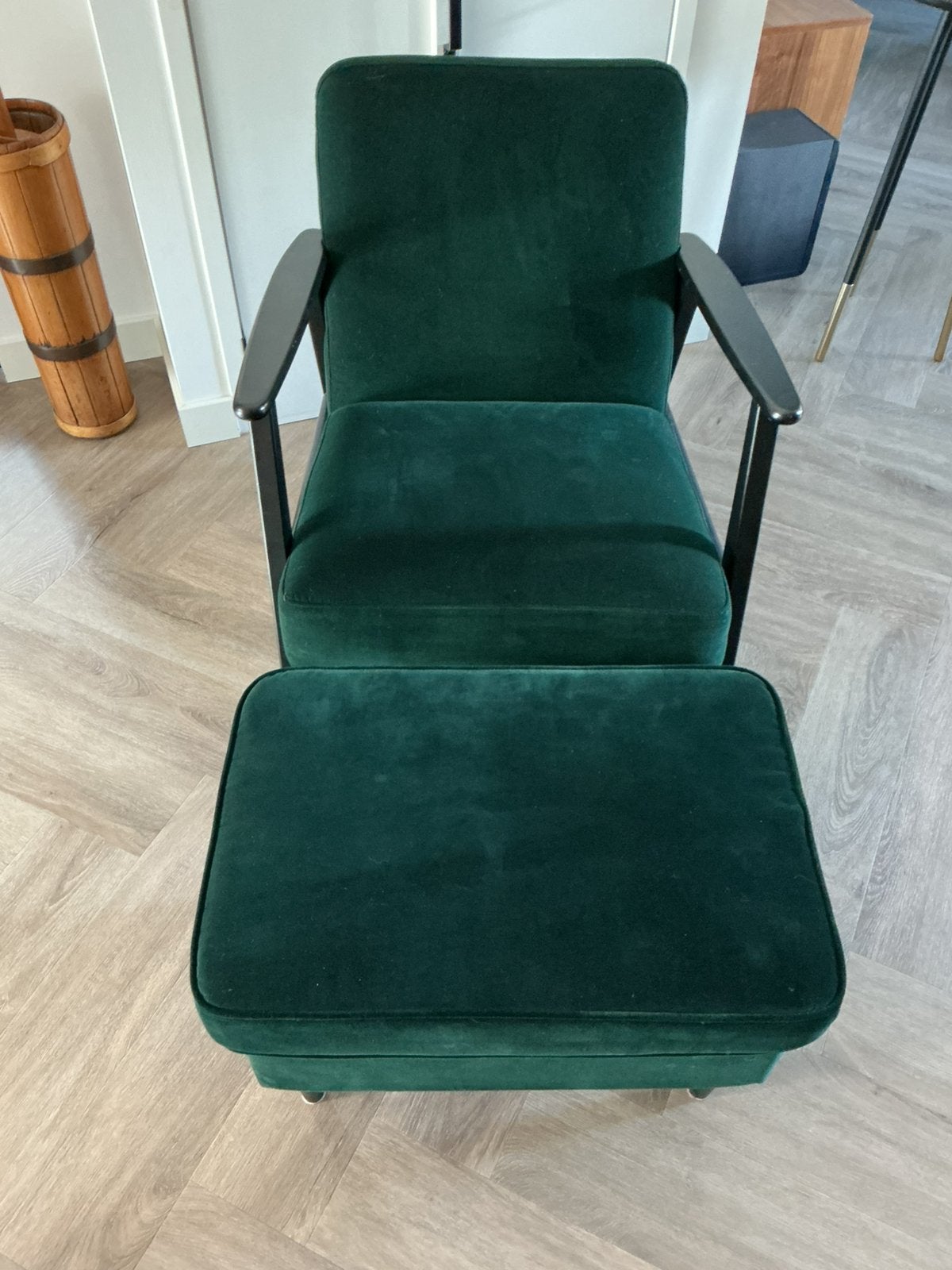Ekanaset met bijpassende Strandmon voetenbank (Ikea), Huis en Inrichting, Ophalen, Gebruikt, 75 tot 100 cm, Stof