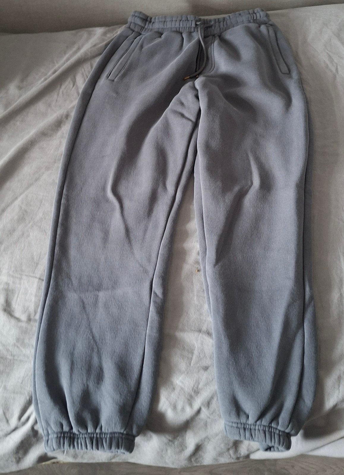 Joggingbroek - Grijs, Ophalen, Gedragen