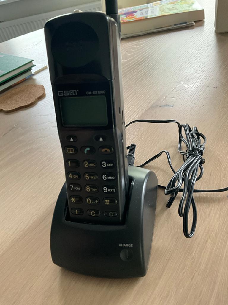 Vintage Sony CM-DX1000 GSM Telefoon met lader, Gebruikt, Geen camera, Ophalen of Verzenden, Klassiek of Candybar