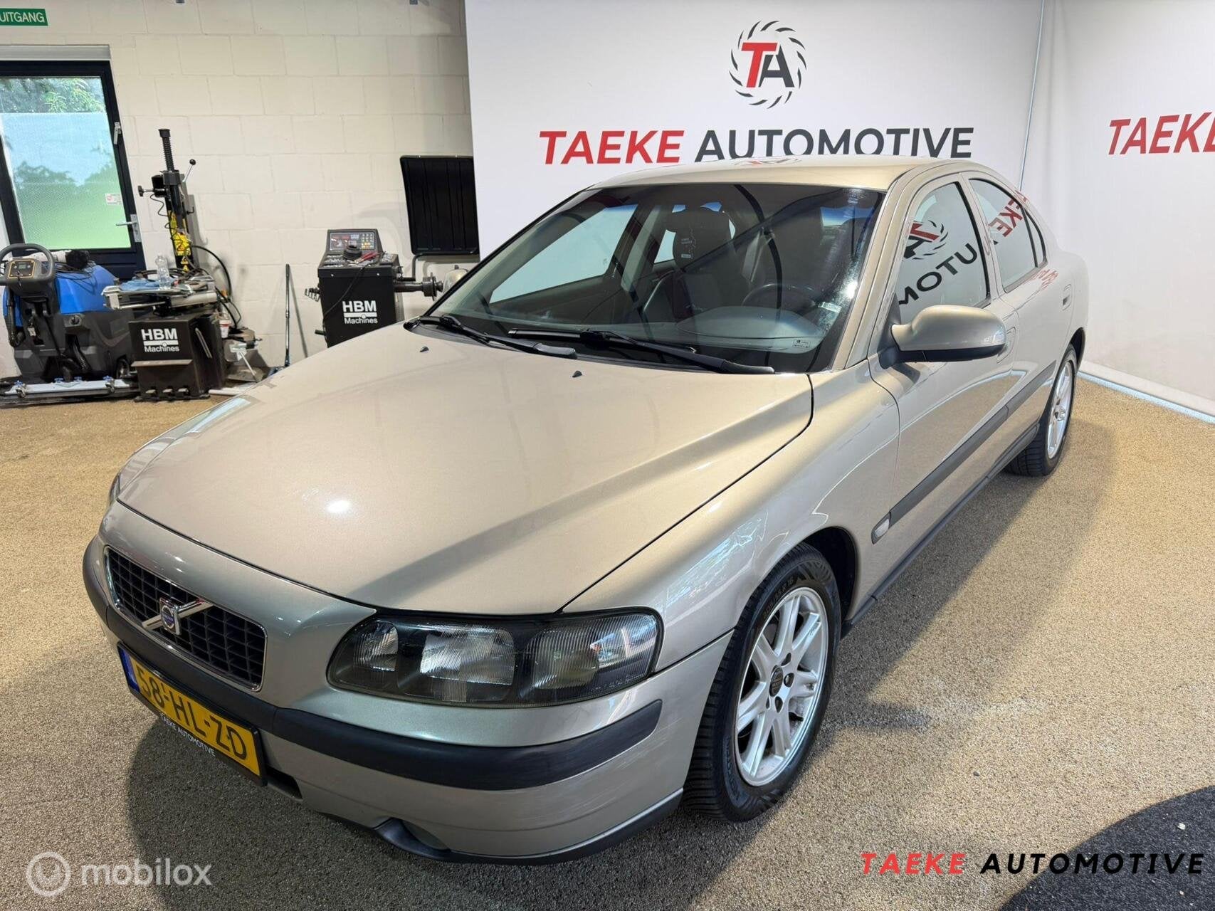Volvo S60 2.4 CRUISE/AIRCO/NAP/APK, Auto's, Gebruikt, Bedrijf, 2435 cc, Sedan