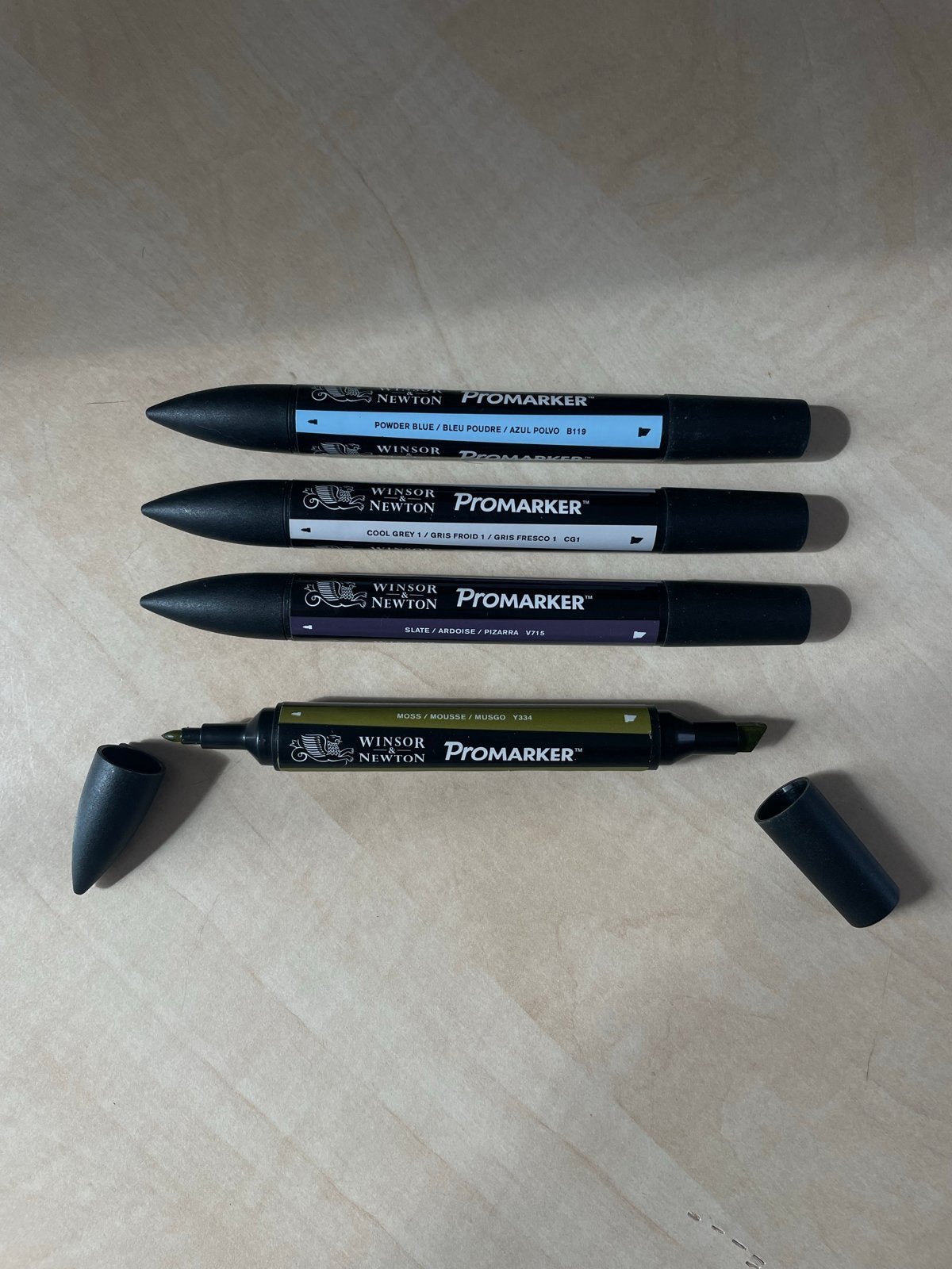 4x Winsor & Newton pro marker, Ophalen of Verzenden, Zo goed als nieuw, Overige typen