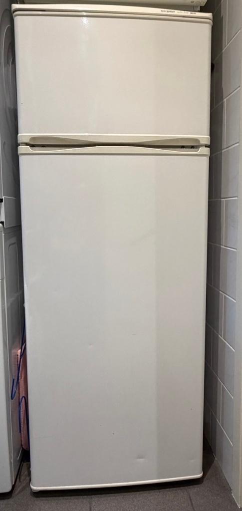 Exquisit Soft Line koelkast met apart vriesvak, Witgoed en Apparatuur, Ophalen, 150 tot 200 liter, Gebruikt, 140 tot 160 cm