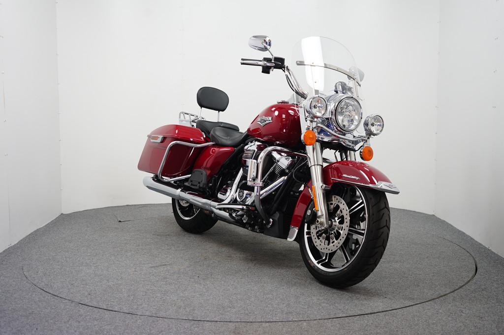 Harley-Davidson ROAD KING (bj 2022), 1745 cc, Bedrijf, Meer dan 35 kW, Toermotor