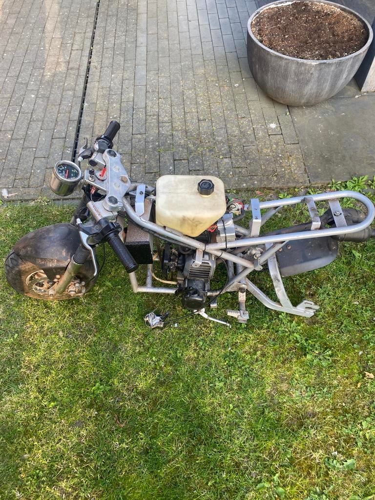 49cc minibike - Project of onderdelen, Ophalen, Zo goed als nieuw, 49 cc, Pitbike