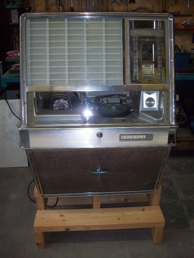 gevraagd ruit van rock ola 430 want jukebox, Verzamelen, Automaten | Jukeboxen, Verzenden, Zo goed als nieuw, 1960 tot 1970, Rock Ola