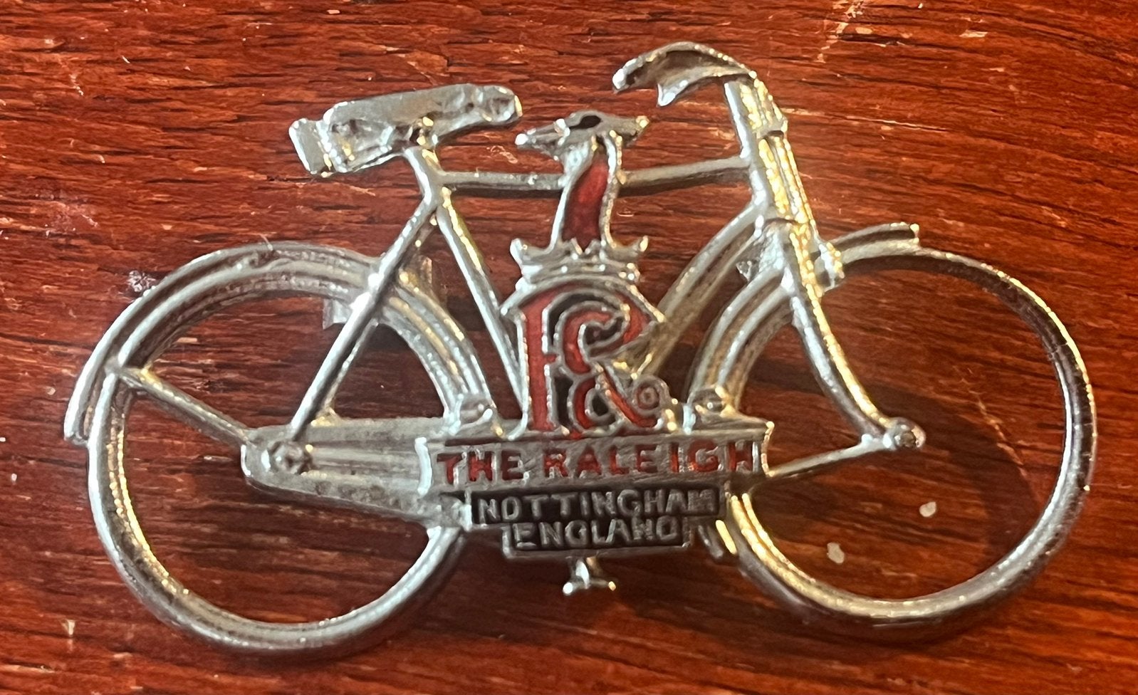 speld Raleigh fiets rijwiel Groot-Brittannië, Ophalen of Verzenden, Gebruikt, Transport, Speldje of Pin