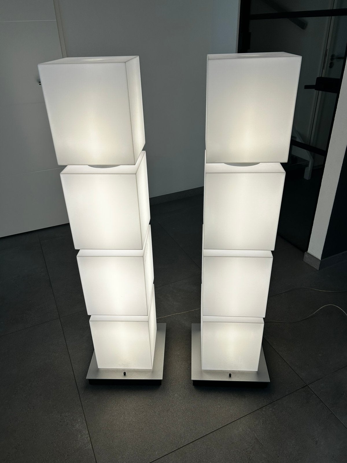 Delta Light Jeti Tower design dimbare vloerlamp artemide, Huis en Inrichting, Ophalen, Zo goed als nieuw