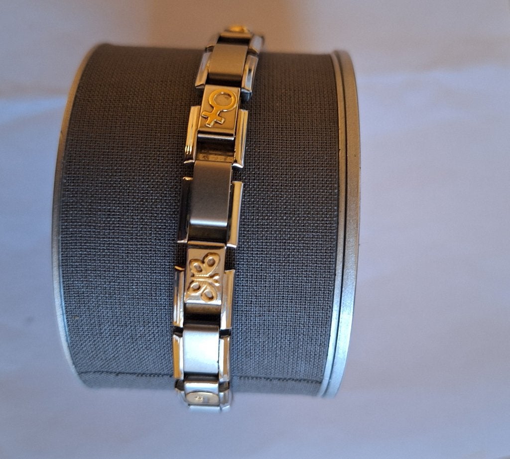 Te koop mooie nomination armband, Sieraden, Tassen en Uiterlijk, Staal, Ophalen of Verzenden, Zo goed als nieuw, Met bedels of kralen