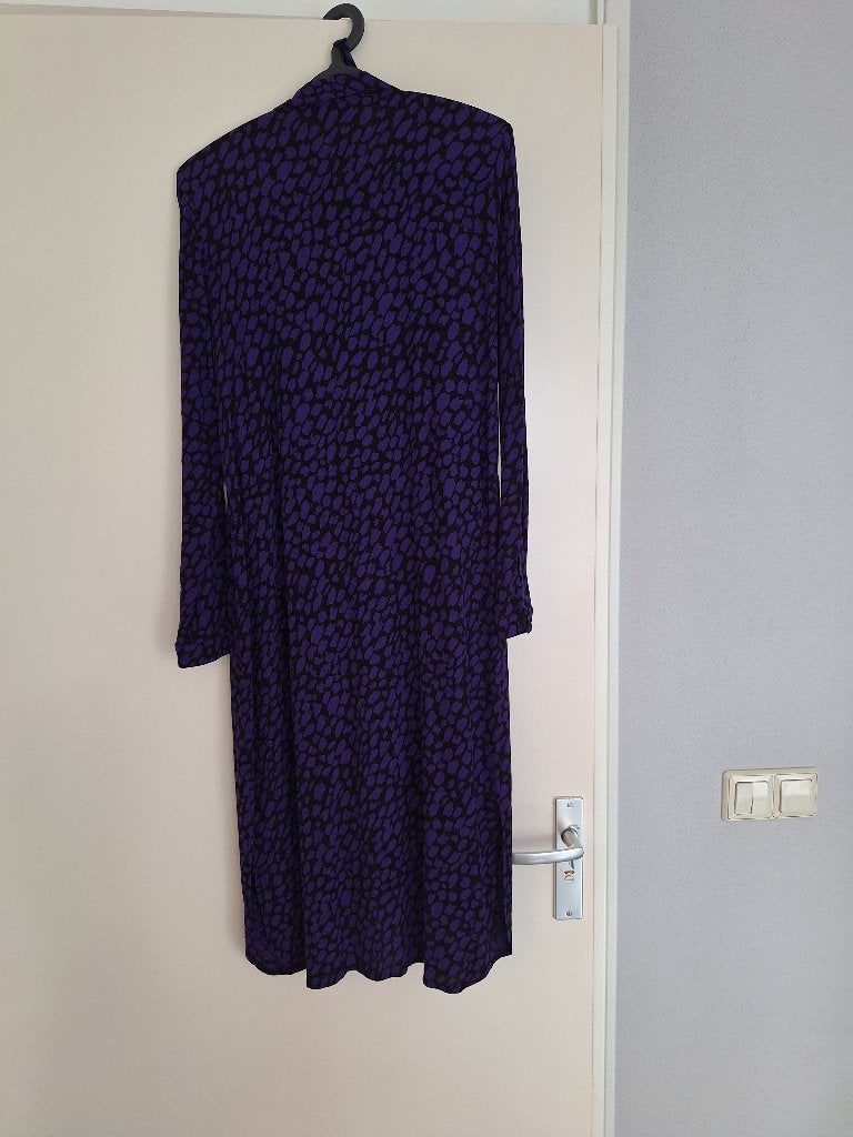 Mooie paarse jurk: juffrouw Jansen, Kleding | Dames, Paars, Ophalen of Verzenden, Zo goed als nieuw, Maat 36 (S)