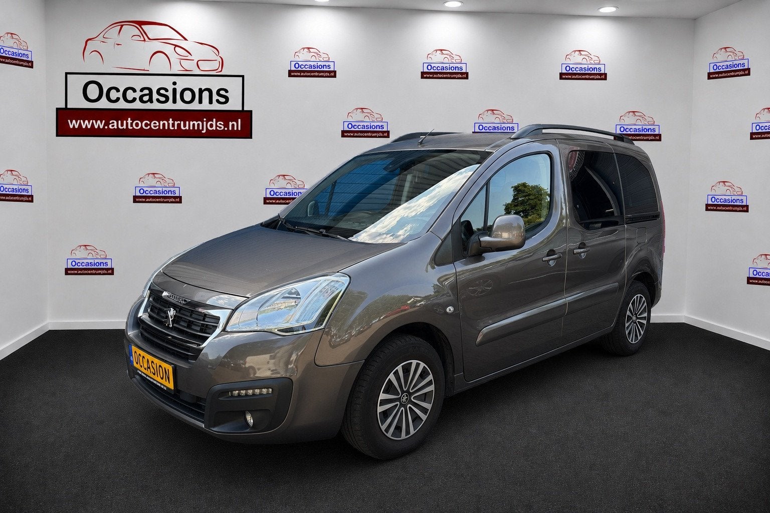 Peugeot Partner Tepee 1.2 PureTech Active. Airco !, Auto's, Peugeot, Voorwielaandrijving, Stof, Gebruikt, 1199 cc