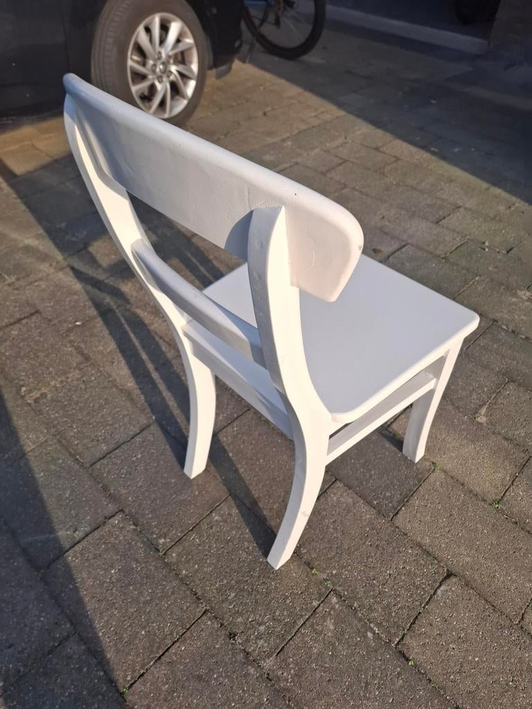 WOOOD Witte houten stoel, Ophalen, Gebruikt, Wit, Eén