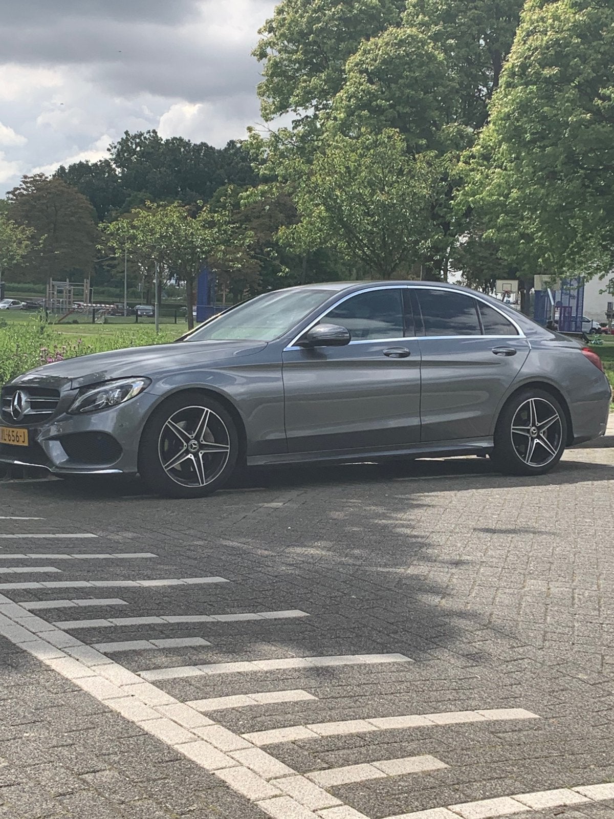 Mercedes C200 d business sol AMG 9G-TRONIC 2019 Grijs, Auto's, Mercedes-Benz, Automaat, 1800 kg, 4 cilinders, Leder en Stof
