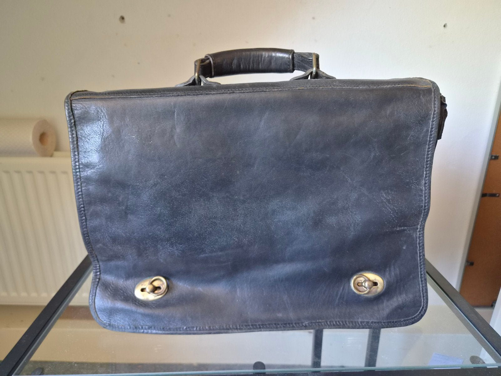 Vintage Zwarte Leren Aktetas/Schoudertas, Sieraden, Tassen en Uiterlijk, Tassen | Damestassen, Ophalen of Verzenden