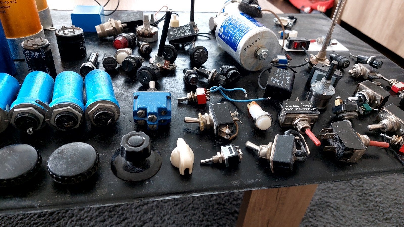 Elektronica onderdelen, Hobby en Vrije tijd, Elektronica-componenten, Ophalen of Verzenden