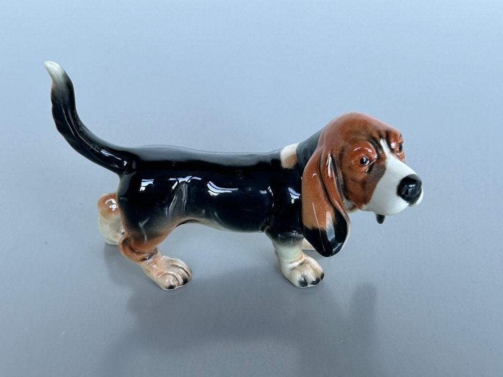 Vintage Goebel Porseleinen Beeldje Basset Hond (W. Germany), Ophalen of Verzenden, Zo goed als nieuw, Dier
