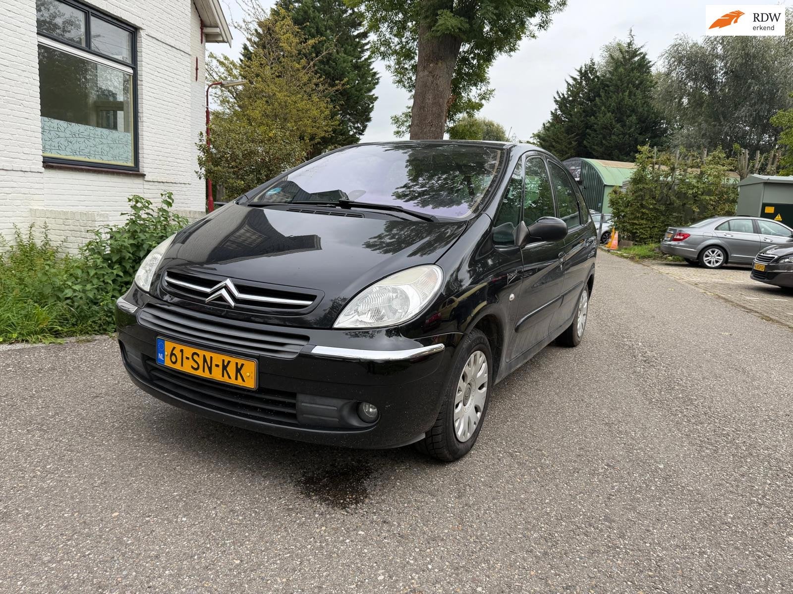 Citroen Xsara Picasso 1.6i-16V Caractère, Voorwielaandrijving, 4 cilinders, Zwart, Handgeschakeld
