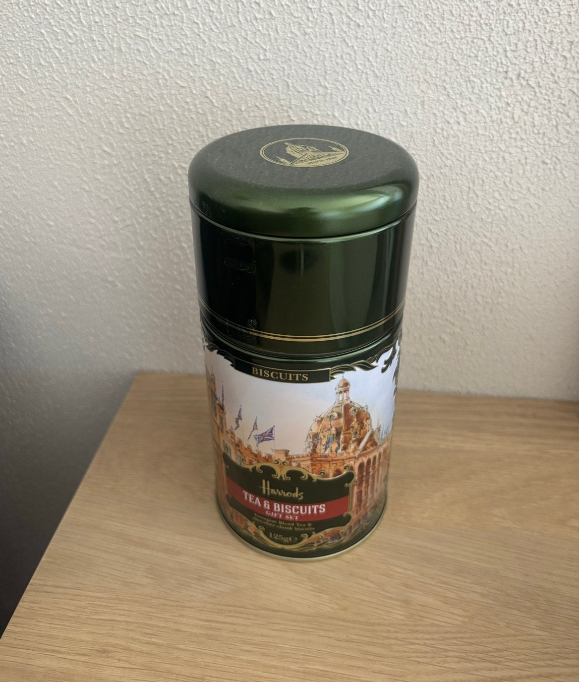 Harrods Tea & Biscuits blik. Leeg, Ophalen of Verzenden, Zo goed als nieuw, Overige, Overige merken